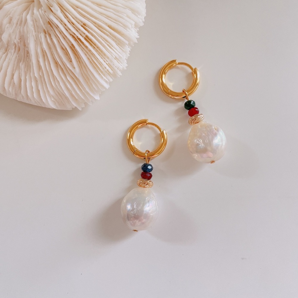 Edison pearl natural agate hoop earrings